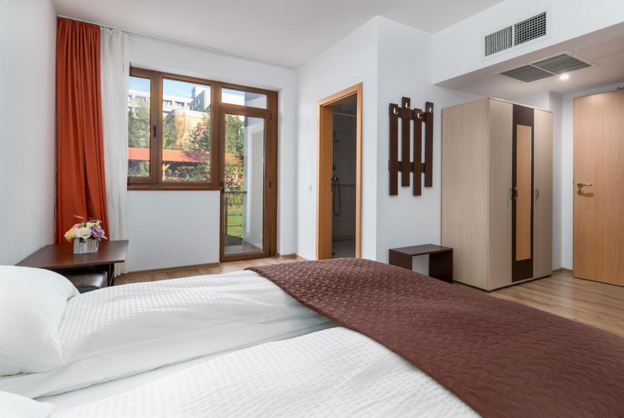 Vila Izvor Băile Felix 外观 照片
